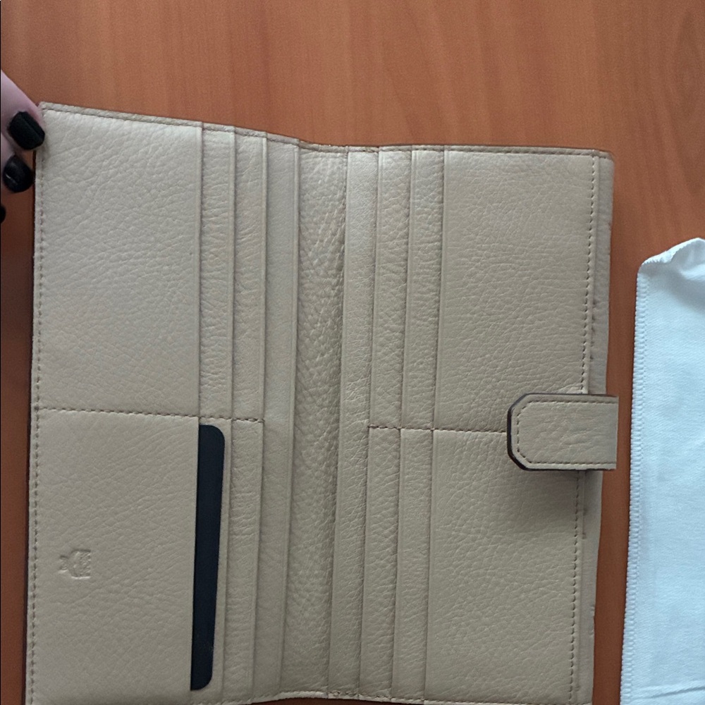 MCM Beige Flap Wallet - Picture 5 of 6